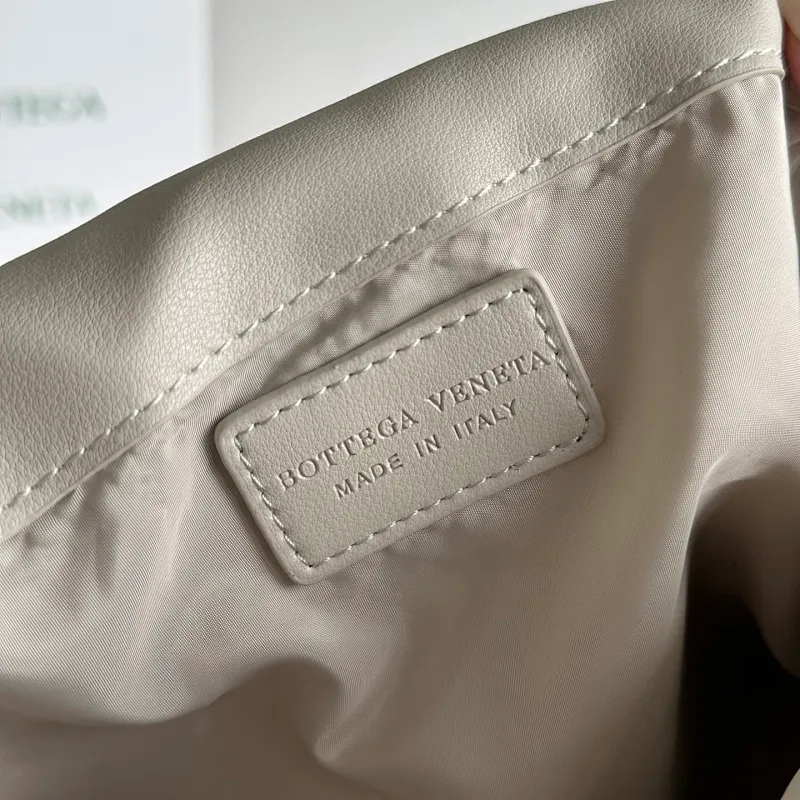 All Categories Official Website "Brand Women's Bags" Women's Bags 💙 BV 2025 Official Website New BV Crossbody Bag